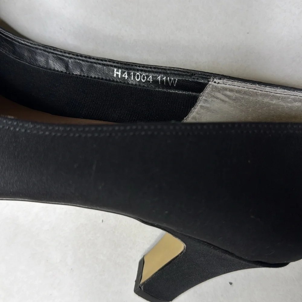 Ros Hommerson black pumps size 11 wide